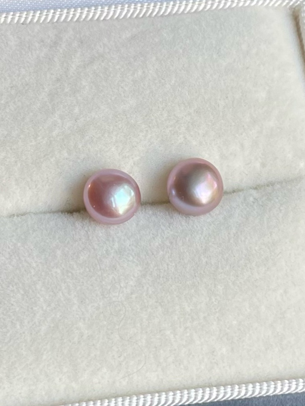 Natural Lavender Pearl Stud Earrings - Women Jewelry